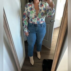 Meet your Posher, Carla